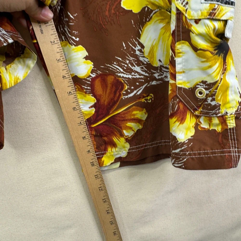 Local Motion Board Shorts 32 Brown Floral Hibiscus Surf Beach Skater Retro